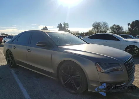 2013 Audi S8 Quattro z USA, uszkodzony, nr VIN WAUD2AFD4DN007731